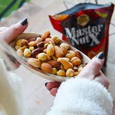 00660-2-mix-nuts-MASTER-FARM-TURKEY-140g-1.jpg